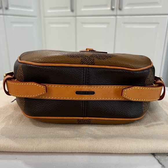 LOUIS VUITTON Reverse Monogram Giant Boite Chapeau Souple Bag - Picture 8 of 16
